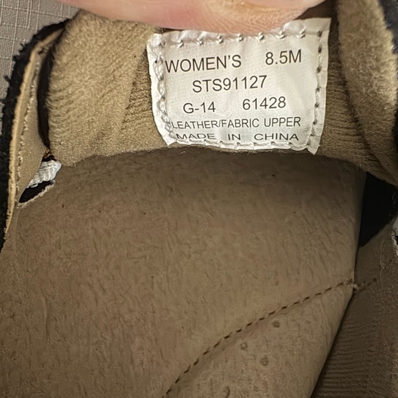 Sherry’s Women's Black and Gold Boat Shoes Size 8.5 - Picture 6 of 6